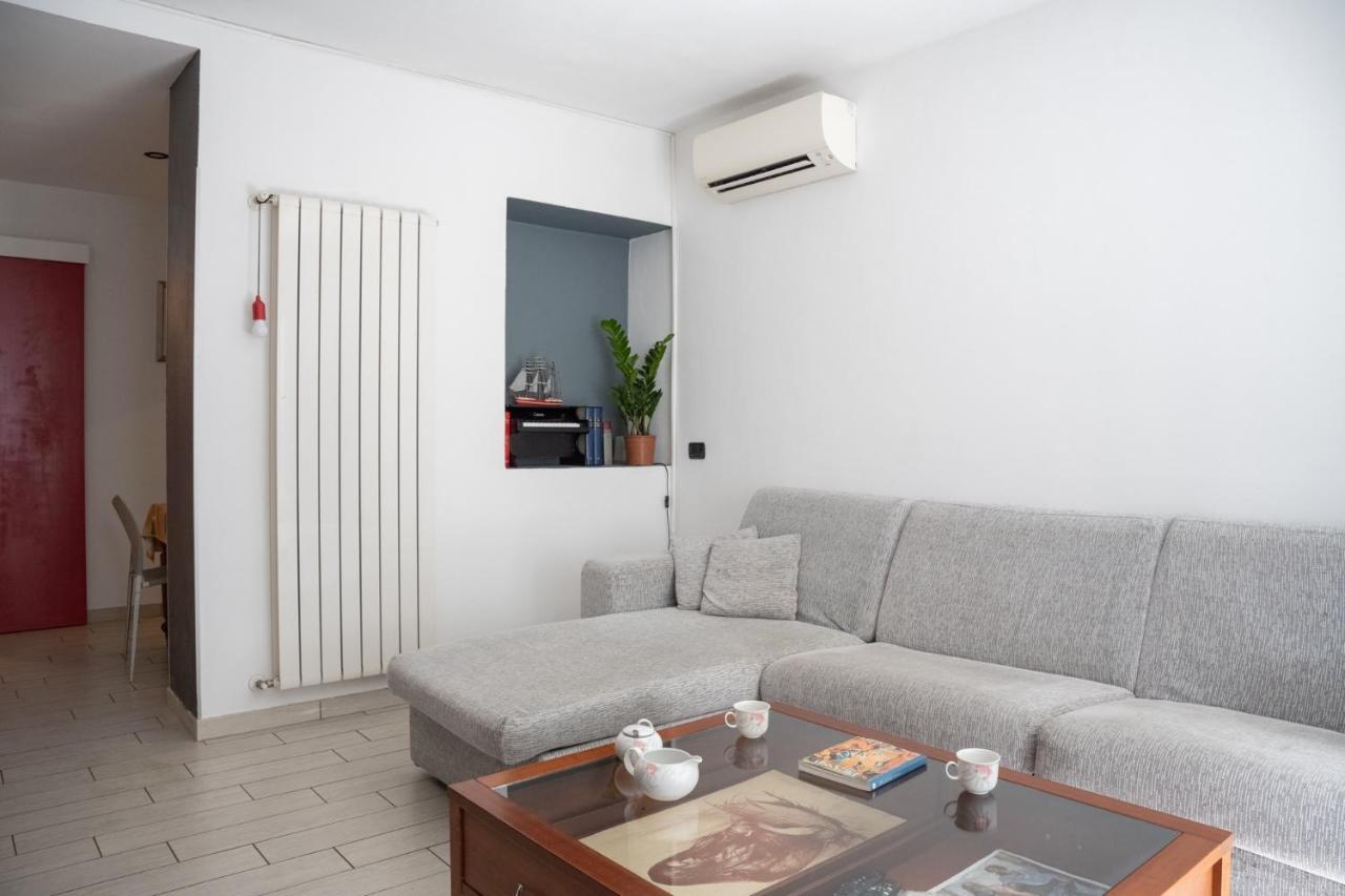 Fabio'S Bnb Lägenhet Milano Exteriör bild